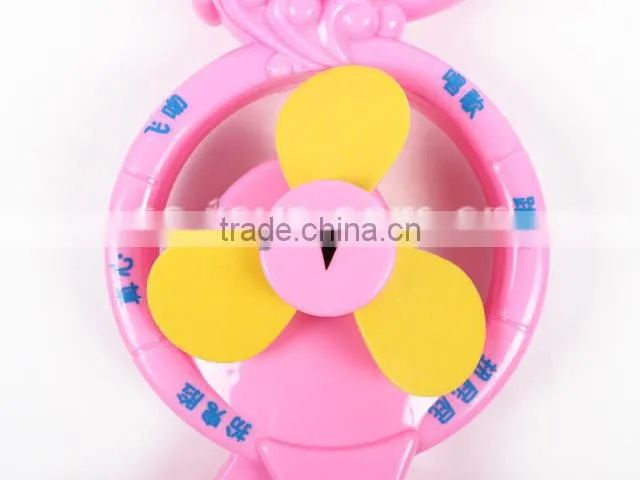 Hot summer turntable games promational small wind up fans toy for children