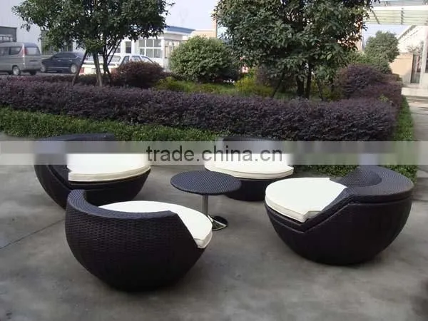 Outdoor Round Shape Stackable Wicker Sofa Set