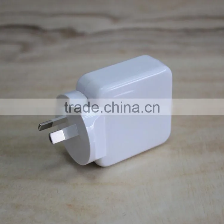 Qc 2.0 dual USB plug fast charging travel charger adapter