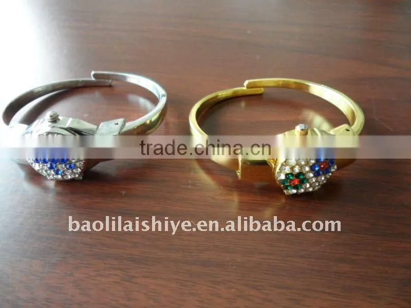 Hot!!! Delicate Shining Diamond Watch