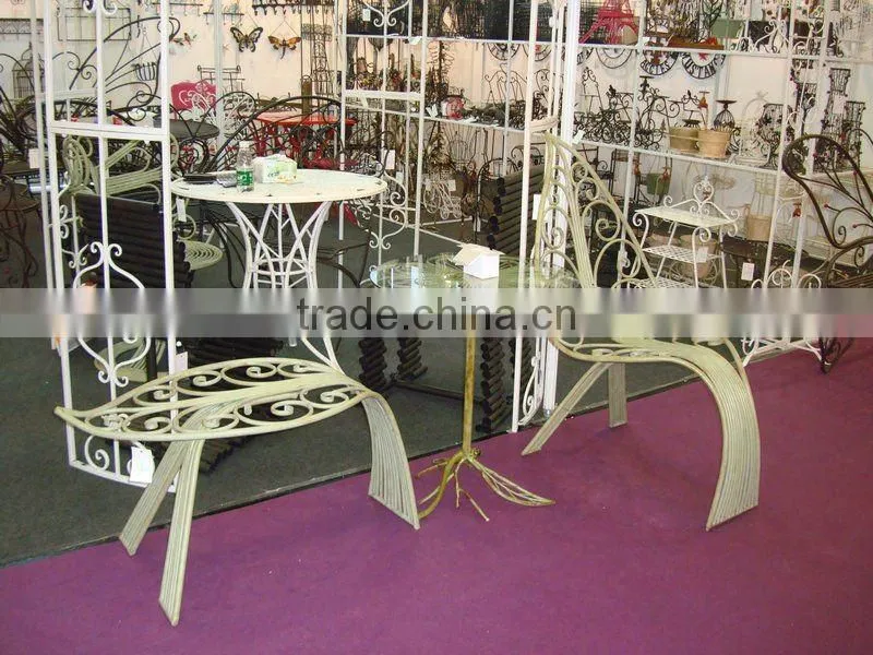 Garden stake with mushroom decoration