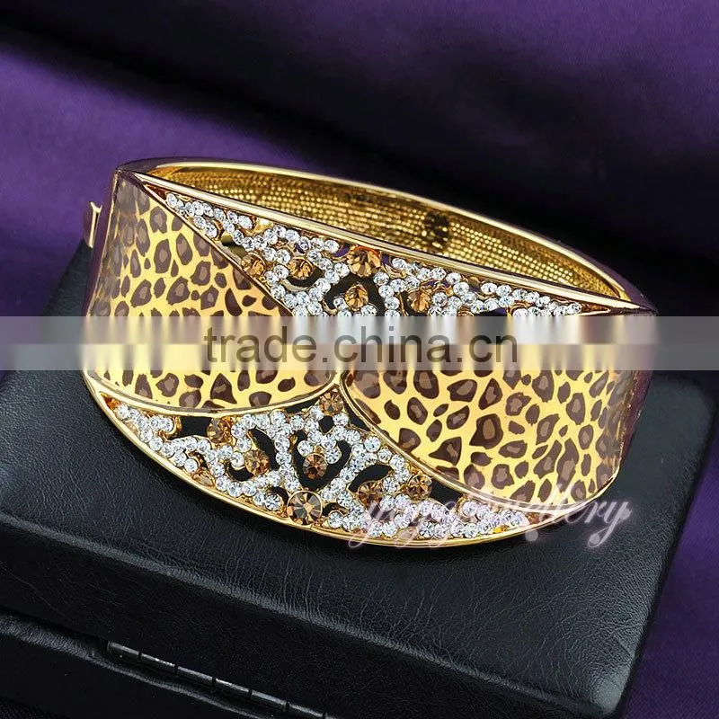 Wholesale latest design vogue jewellery daily wear fashion bangle