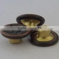 Shoe accessory rivet
