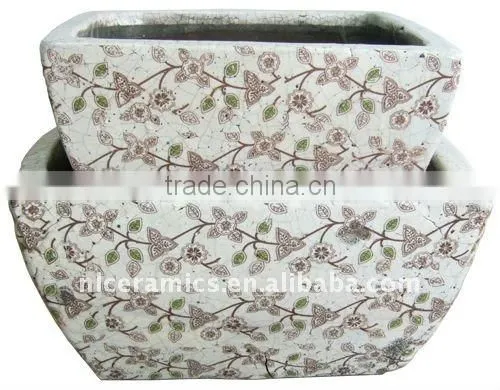 Outdoor Ceramic Craft Planter Tall round flowerpot In white color with liane decal