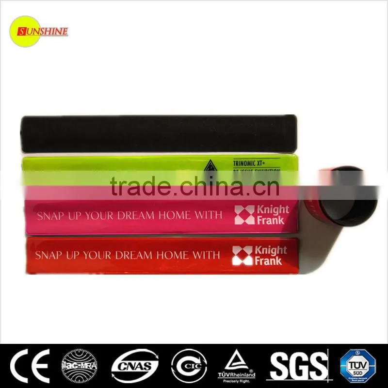 EN716P reflective snap bracelet / snap band
