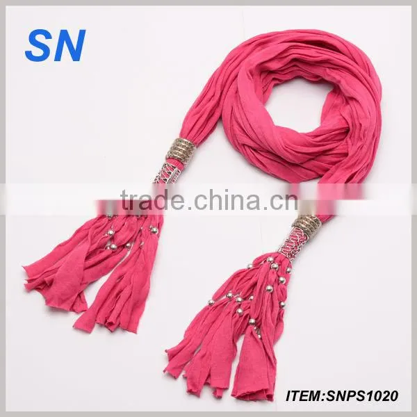 Fashion Pendant Jewelry Scarf With Alloy Pendant/Pendant Scarf