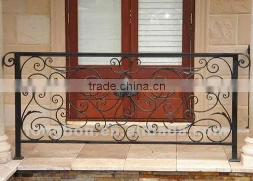 2015 Top-selling rod iron balcony ornamental fence