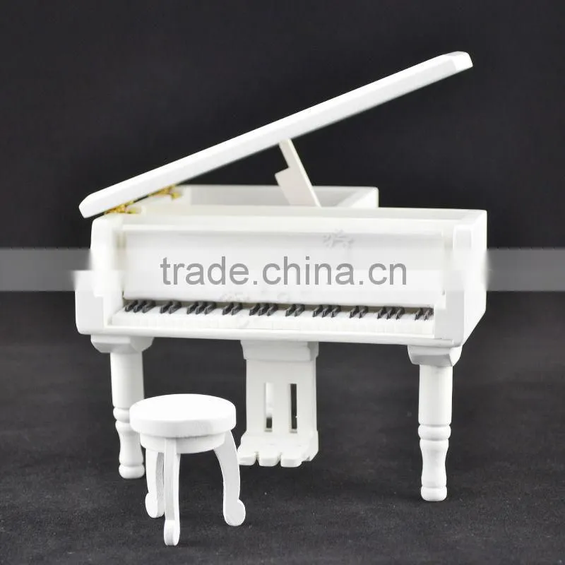 Best gifts for Christmas / Birthday Wood Piano Music Box