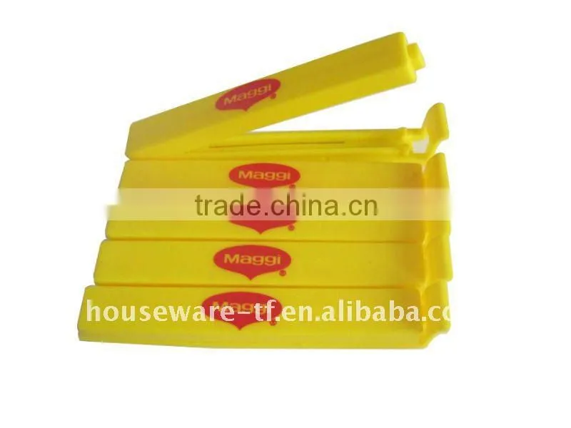 Plastic food bag clip