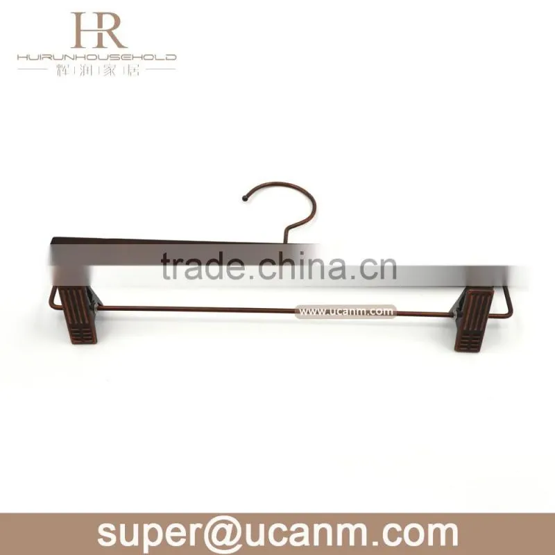 HRW-G35GB luxury wood clips hanger
