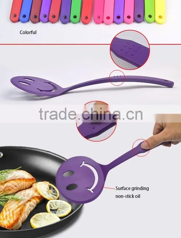 Different Colorful Cute Smile Face Shape Nylon Plastic Kitchen Utensil Sets