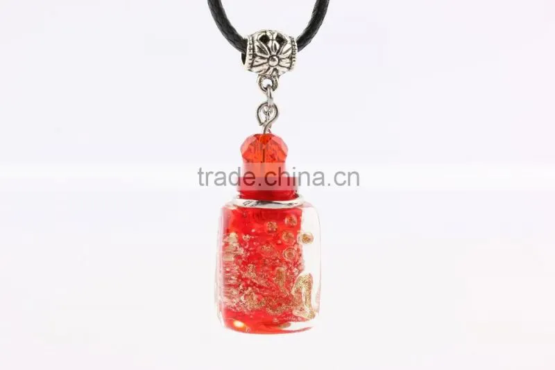 Glow in dark Square shape Essential Oil Diffuser Perfume Bottle Pendant Aromatherapy Essential Oil Pendant Jewelry