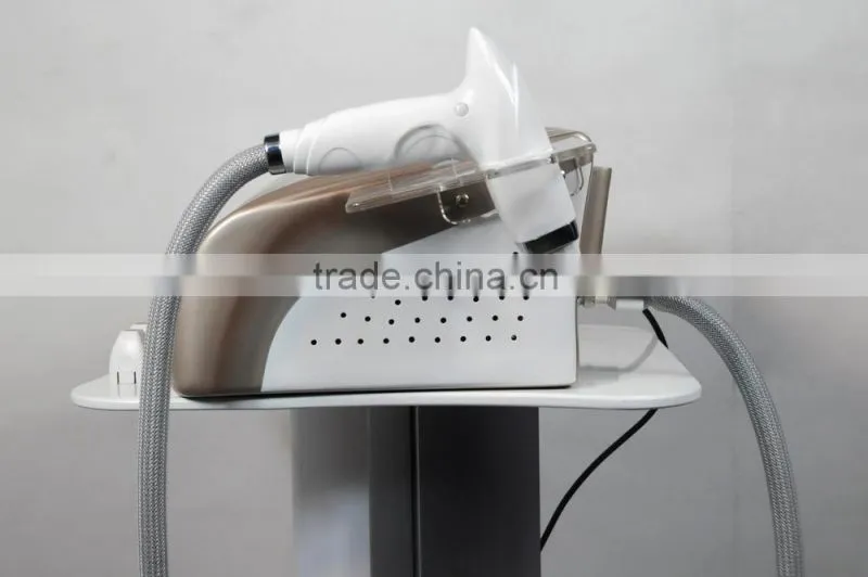 Portable Fractional RF Beauty Equipment with skin rejuvenation and face lift function VG-800T