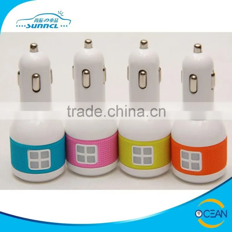 High Quality 5V 6.8A Fashion Design USB 4 Port Car Charger with CE FCC RoHS