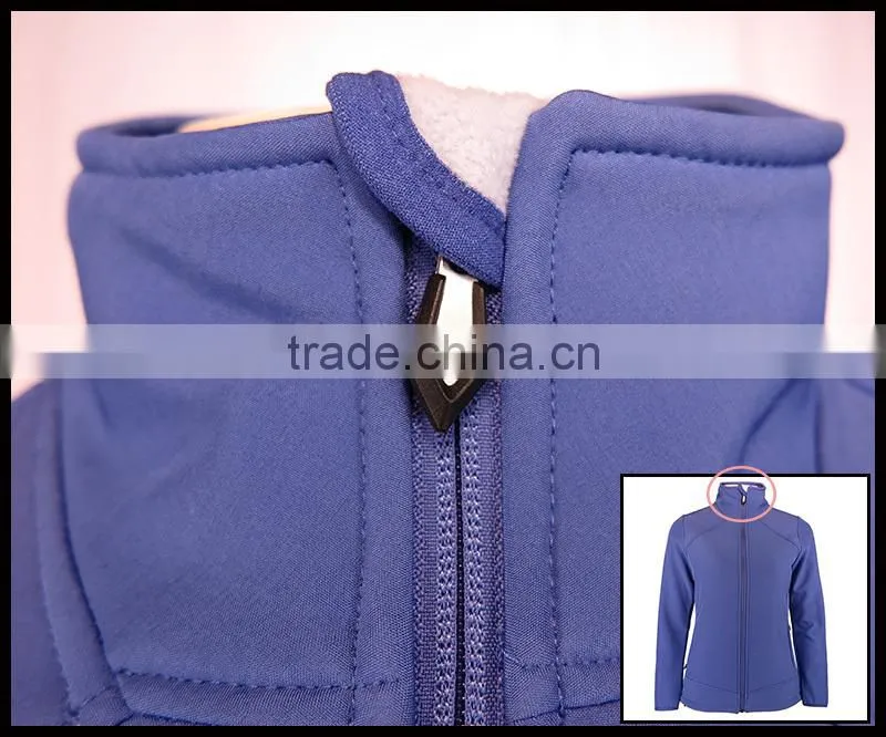 100% Polyester Softshell Jacket Fleece Bound Embroidery Waterproof Breathable Jacket Overcoat