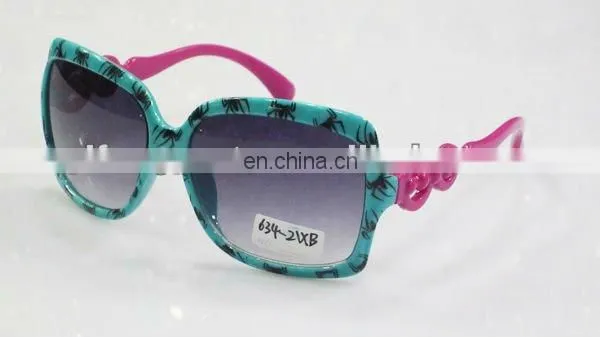 kids sunglasses