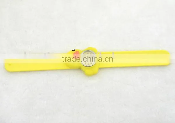 cute little yellow duck slap watch glass face quartz movt silicone stainless watch