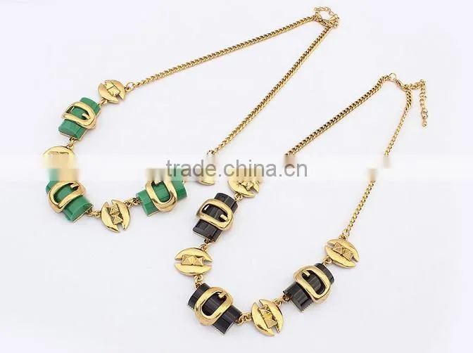 Fashion New Design Personality Metal Geometry Pendant Necklace Jewelry Set