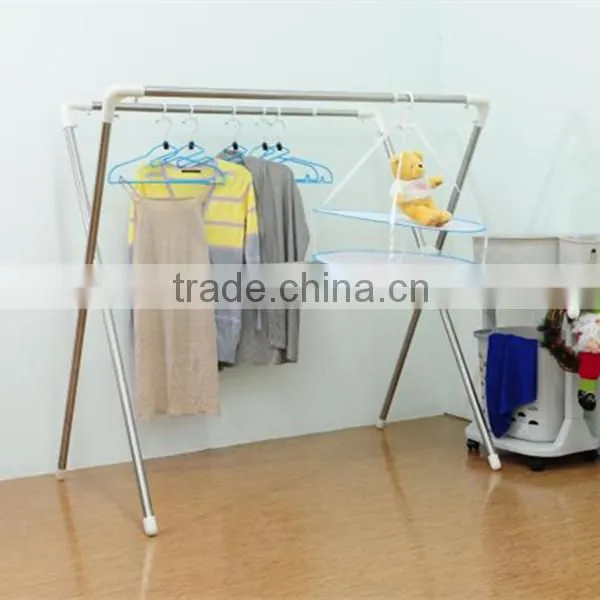 Hot sale indoor&outdoor extendable clothes hanger 685139