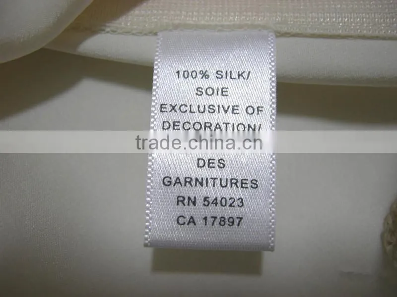 new design high quality wholesale clothing labels