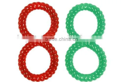 8 Shaped pet TPR chew toy for dogs Green