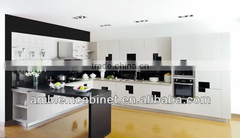 high glossy lacquer kitchen cabinet