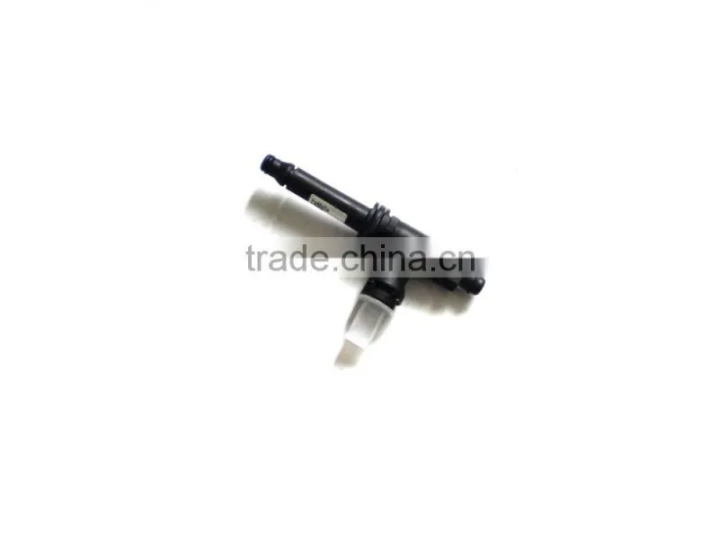 Transit V348 auto clutch master cylinder V-sized connector JMC QINGLING pick up truck auto spare parts