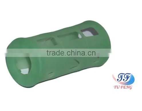 Hot sale anti-slip glass water bottle with silicone sleeve