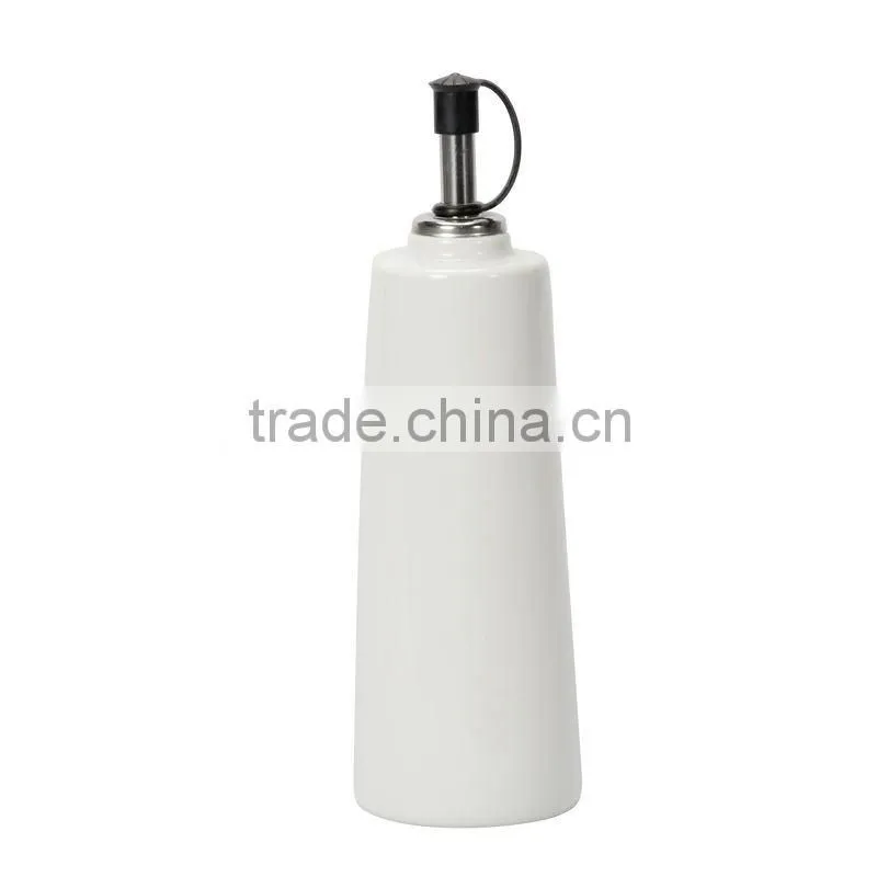 2013 ceramic pepper shaker
