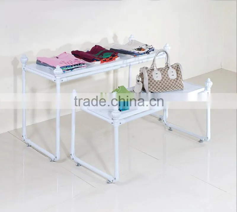 Custom Made Cloth Shopwindow Display Stand shop display stand