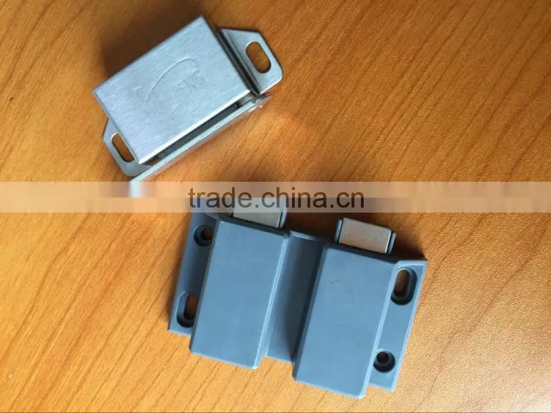 Good quality Cabinet magnetic catch cabinet roller catch