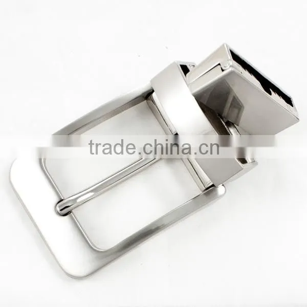 Metal reversible turning belt buckle