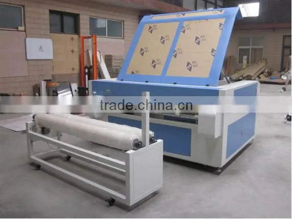 low cost price Water Cooling Cooling Mode and CO2 Laser Type cnc laser cutting machine for diesel jeans/acrylic