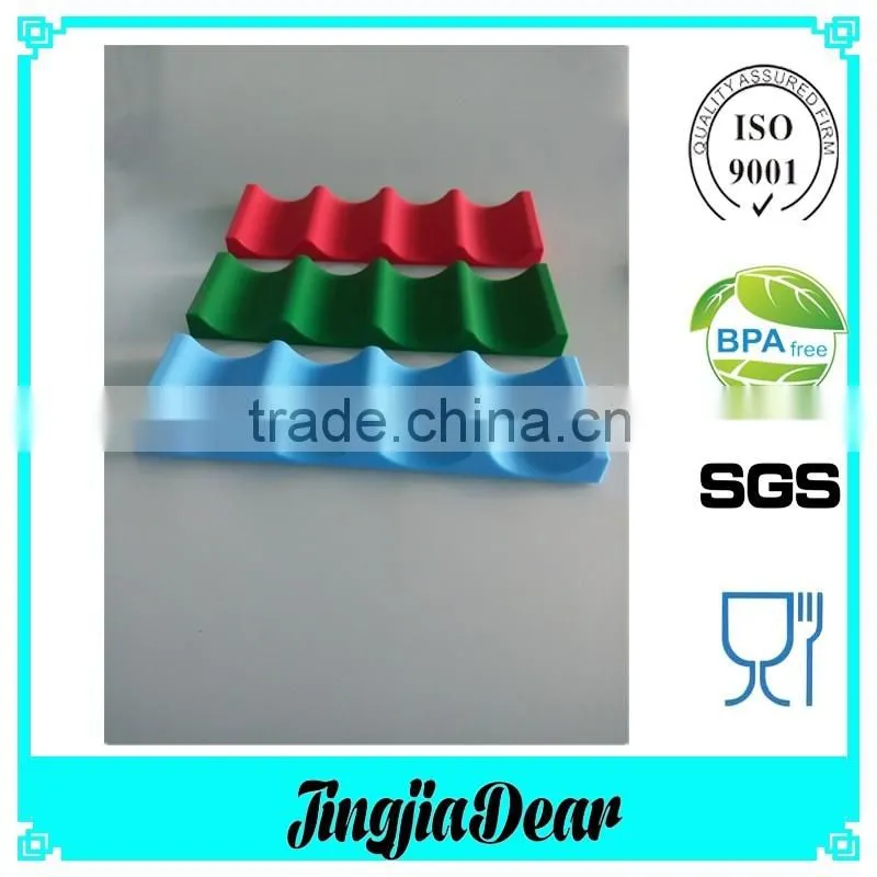 Silicone Fridge Monkey beer bottle mat and Can Stacker