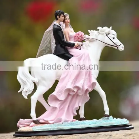 Custom white horse European high-quality resin bride and groom figurines