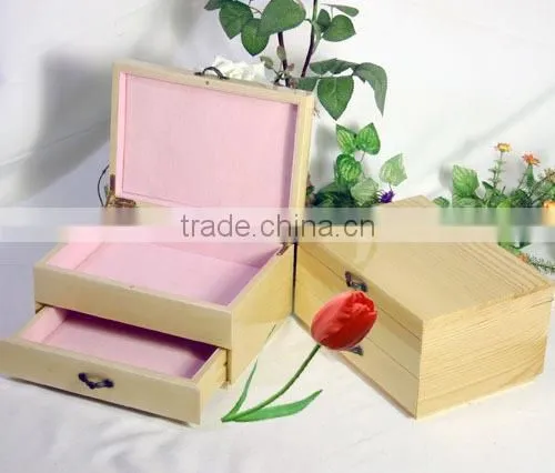 simple wood ring box in wood