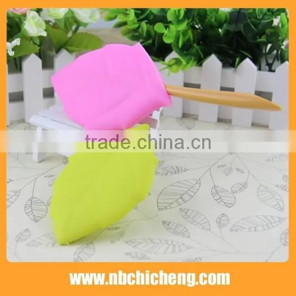 Silicone Folding Cup Maple Leaf Cup Rubber Leaf Water Bag