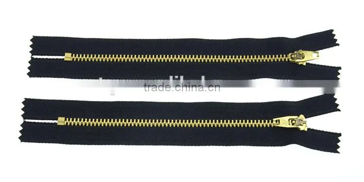 Nylon Metal Plastic Zipper Custom Zipper Manufacturer