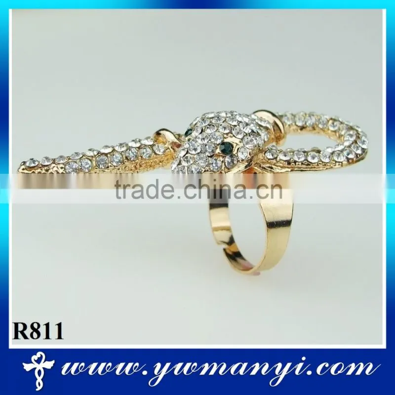Alloy snake ring rhinestone plated gold ring R811