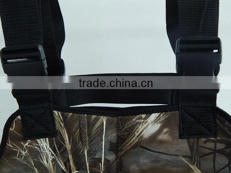 Neoprene hunting wader