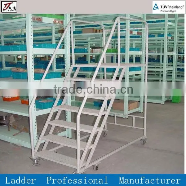 Climb ladder used in storage shelves