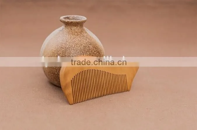 Nice wooden hotel hair combs/ hotel amenities