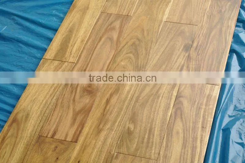 Wide 5" Natural White Oak Radiant Heat Solid Wooden Plank