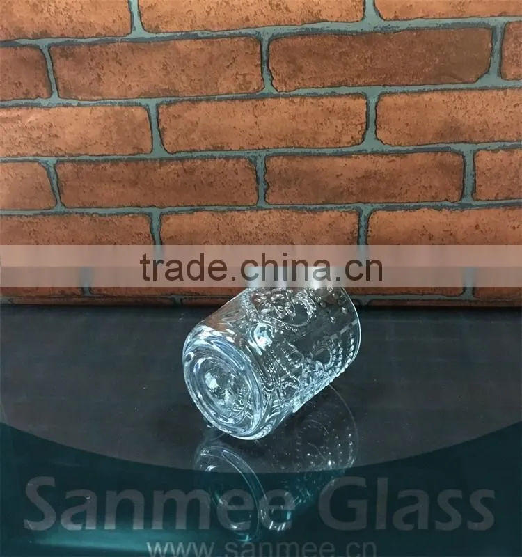 Cheap Embossed Glass Beer Mug with Handle