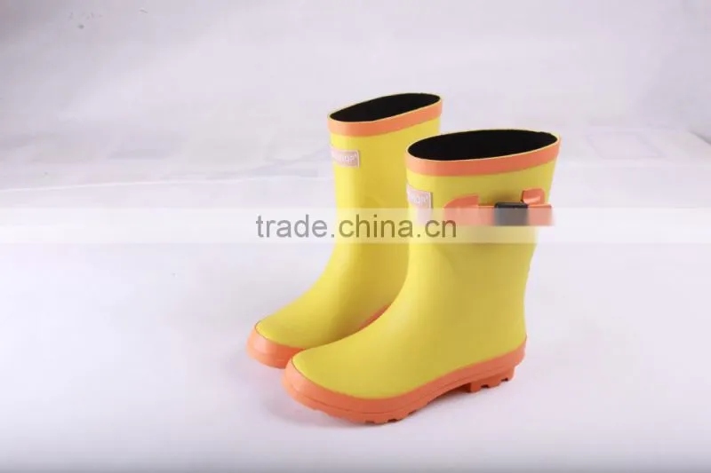 pretty rubber rain boots for woman