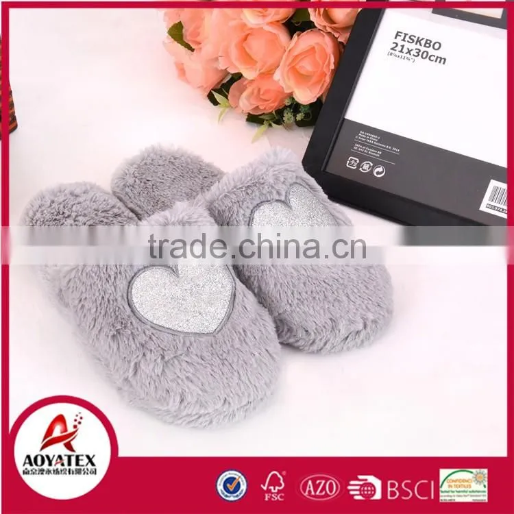 hot selling nice and warm grey heart point fashion slippers