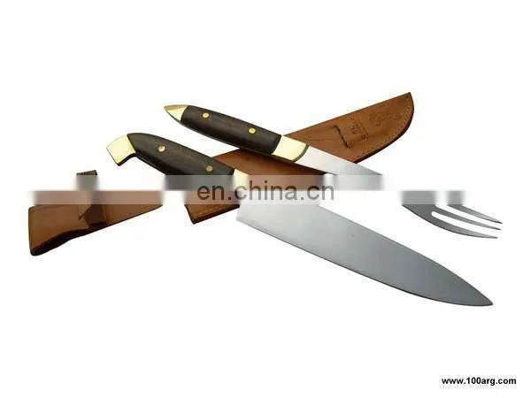 ASADO SET, DOUBLE BUTTON KNIFE AND FORK, LEATHER SHEATH TOTAL LENGTH 34 cm.