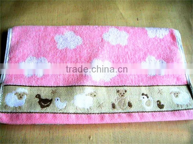 2016 OEM and ODM Design Wholesale Personal Face Towel with flower
