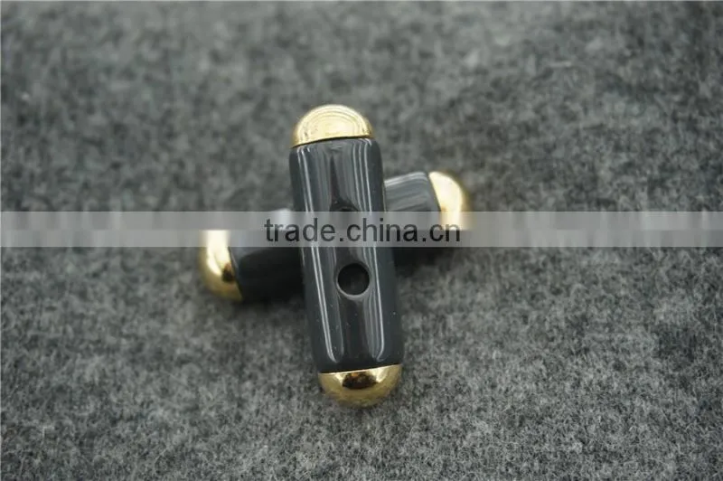 chinese wenzhou button factory direct resion plus metal 2-holes toggle button for clothing
