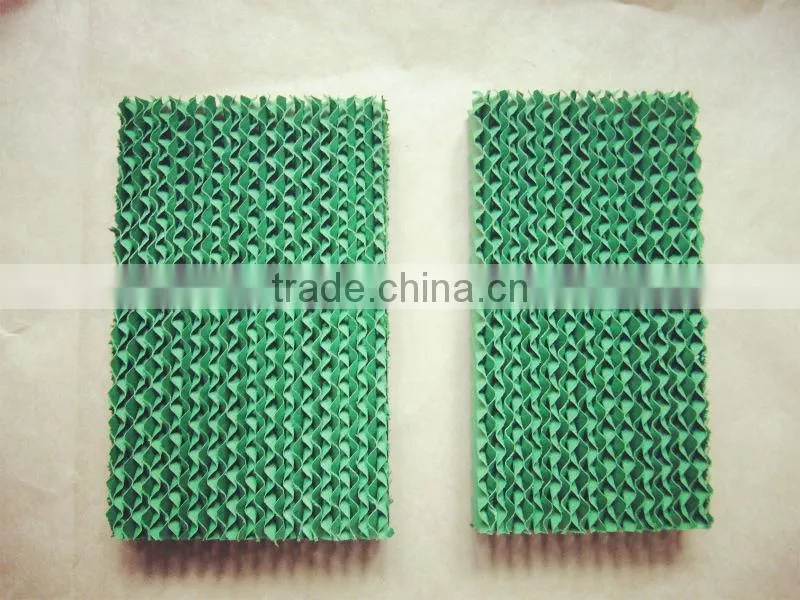evaporative air curtain for greenhouse